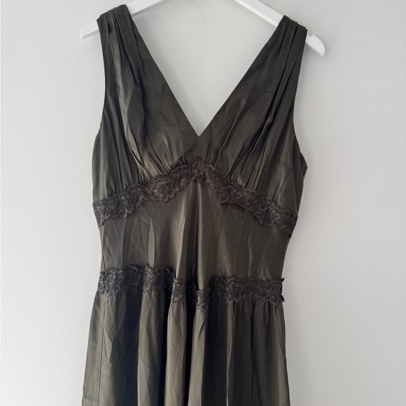 REFORMATION NWT Stasia Dress in Pine Tree - Picture 8 of 9